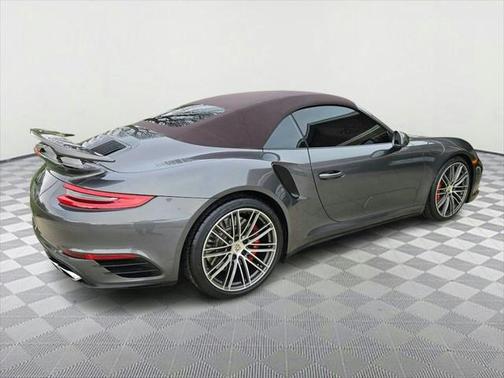 2017 Porsche 911 Turbo S