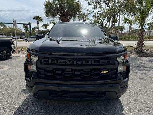 Black 2025 Chevrolet Silverado 1500 Custom