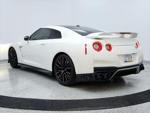 2023 Nissan GT-R Premium Dual-clutch 6-Speed Transmission