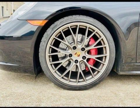 2017 Porsche 911 Carrera 4S