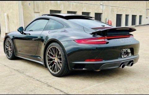 2017 Porsche 911 Carrera 4S