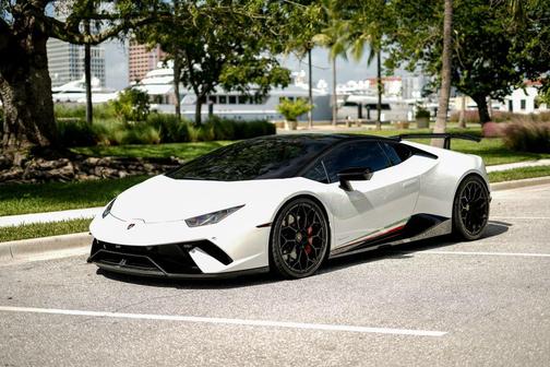 2018 Lamborghini Huracan Performante