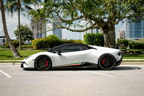 2018 Lamborghini Huracan Performante