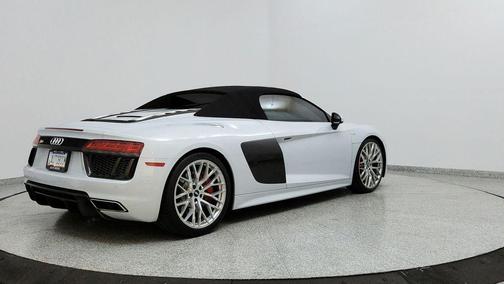 2017 Audi R8 5.2 V10