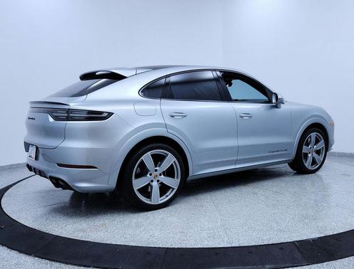 2021 Porsche Cayenne Turbo