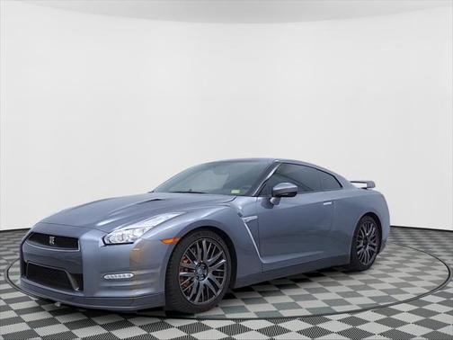 2016 Nissan GT-R Premium