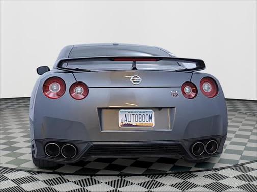 2016 Nissan GT-R Premium