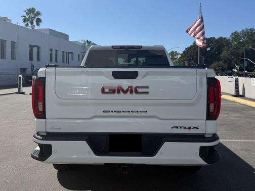 2022 GMC Sierra 1500 AT4X