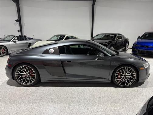 2017 Audi R8 5.2 V10