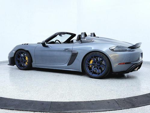 2025 Porsche 718 Spyder RS