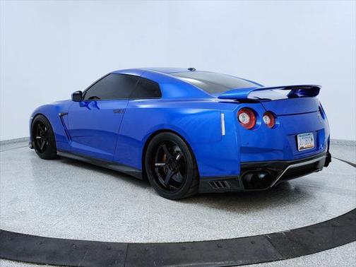 2020 Nissan GT-R Premium Dual-clutch 6-Speed Transmission