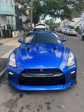 2020 Nissan GT-R Premium Dual-clutch 6-Speed Transmission