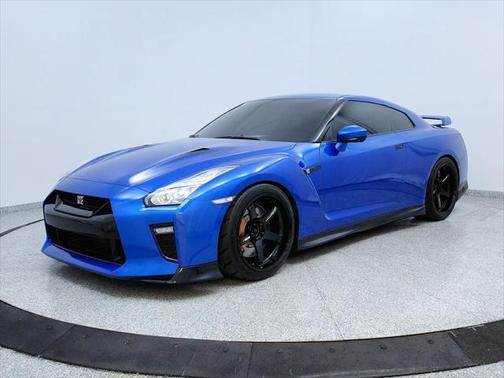 2020 Nissan GT-R Premium Dual-clutch 6-Speed Transmission