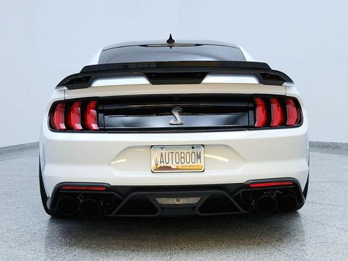 2020 Ford Shelby GT500 Base