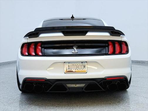 2020 Ford Shelby GT500 Base