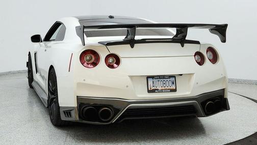 2017 Nissan GT-R Premium