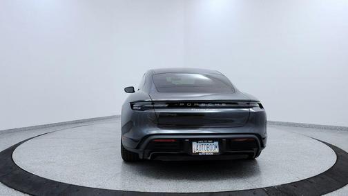 2020 Porsche Taycan Turbo