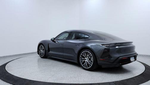 2020 Porsche Taycan Turbo