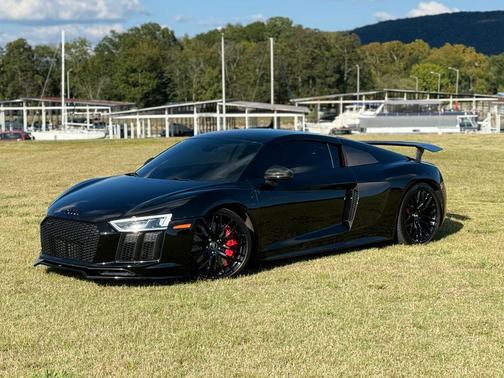 2017 Audi R8 5.2 V10 plus