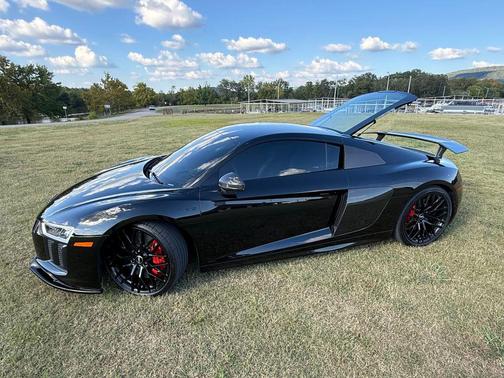 2017 Audi R8 5.2 V10 plus