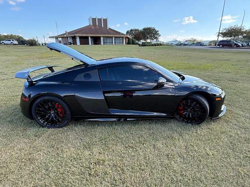 2017 Audi R8 5.2 V10 plus