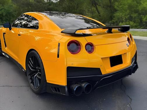 2017 Nissan GT-R Premium
