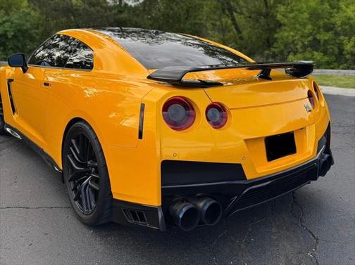 2017 Nissan GT-R Premium
