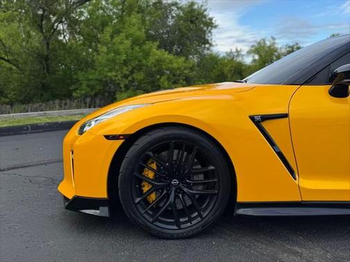 2017 Nissan GT-R Premium