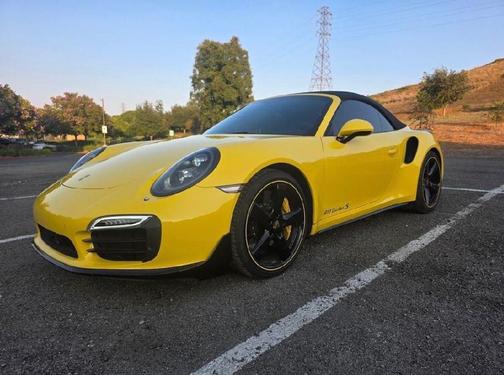 2016 Porsche 911 Turbo S