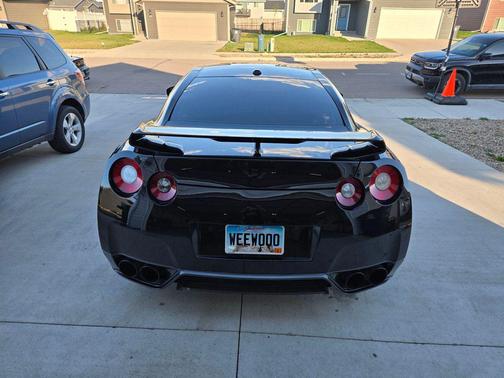 2014 Nissan GT-R Premium
