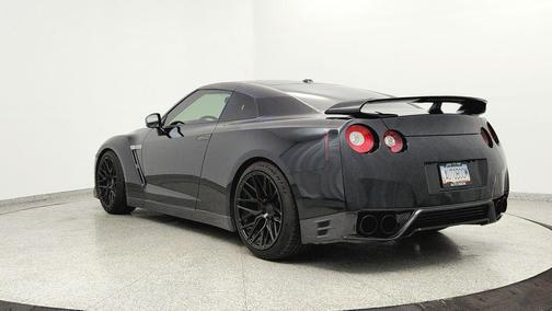 2014 Nissan GT-R Premium