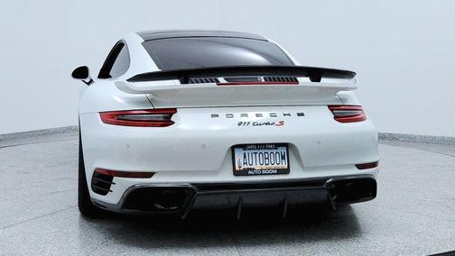2017 Porsche 911 Turbo S