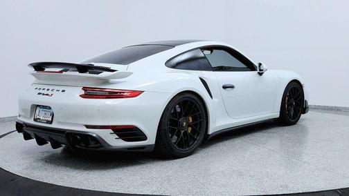 2017 Porsche 911 Turbo S