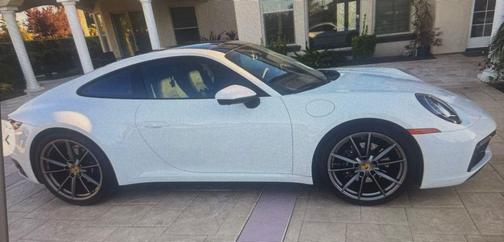 2021 Porsche 911 Carrera