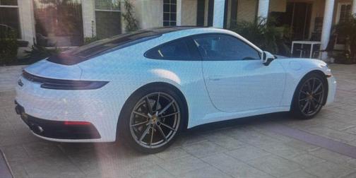 2021 Porsche 911 Carrera