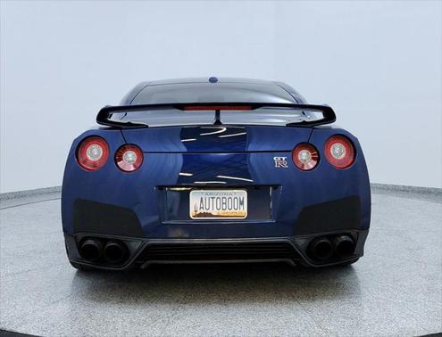 2015 Nissan GT-R Premium