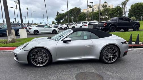 2020 Porsche 911 Carrera