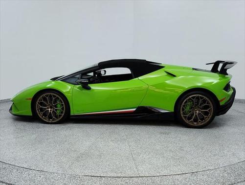 2019 Lamborghini Huracan Performante