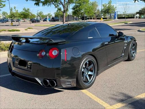 Jet Black 2014 Nissan GT-R Premium