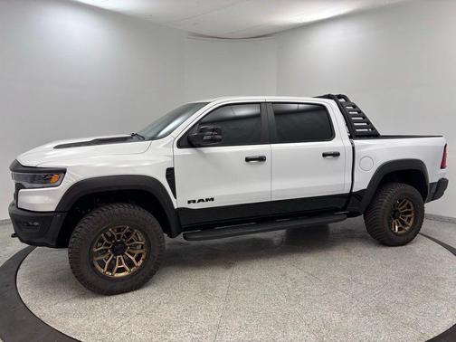 2026 RAM 1500 RHO Crew Cab 4x4 5'7' Box