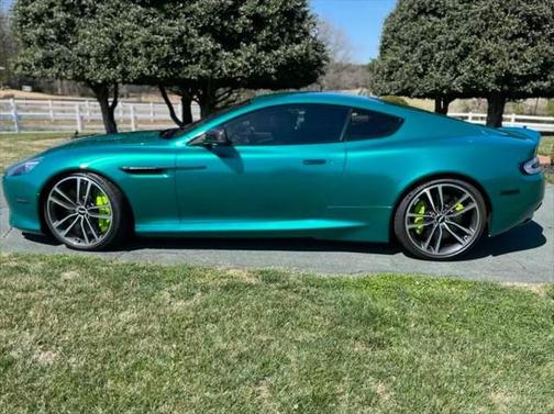 2015 Aston Martin DB9 Carbon Edition