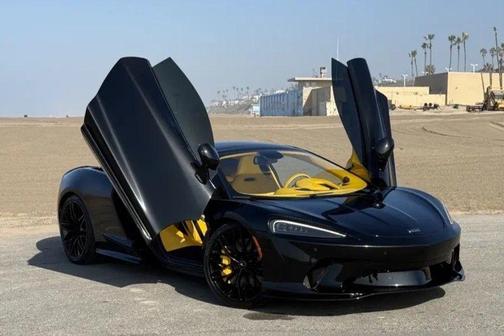 2022 McLaren GT Coupe