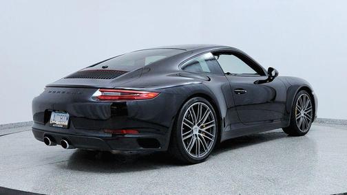 2019 Porsche 911 Carrera S