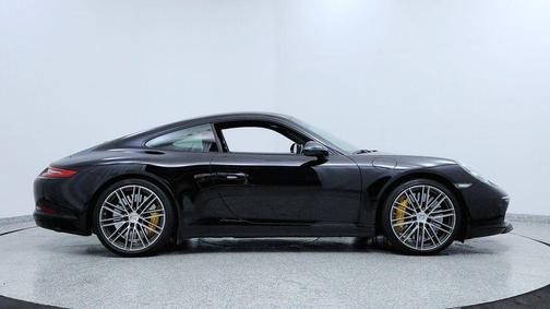 2019 Porsche 911 Carrera S