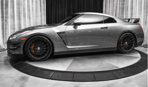 2015 Nissan GT-R Premium