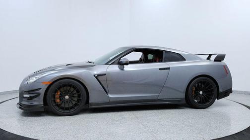 2015 Nissan GT-R Premium