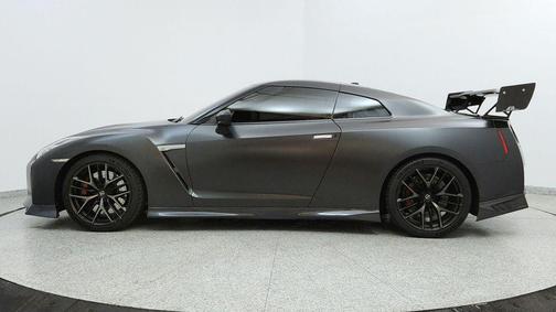 2019 Nissan GT-R Pure