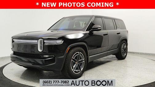 2025 Rivian R1S Adventure