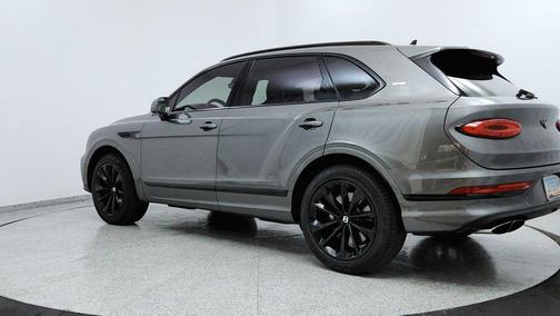 2022 Bentley Bentayga V8