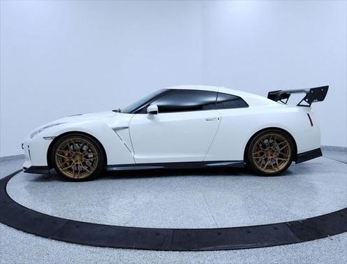 2018 Nissan GT-R Premium